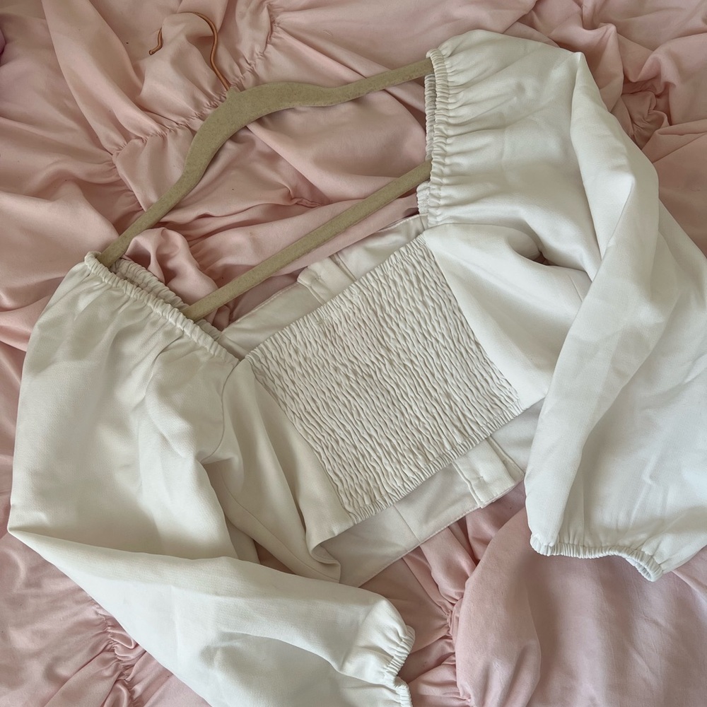 crop top - Picture 2 of 5